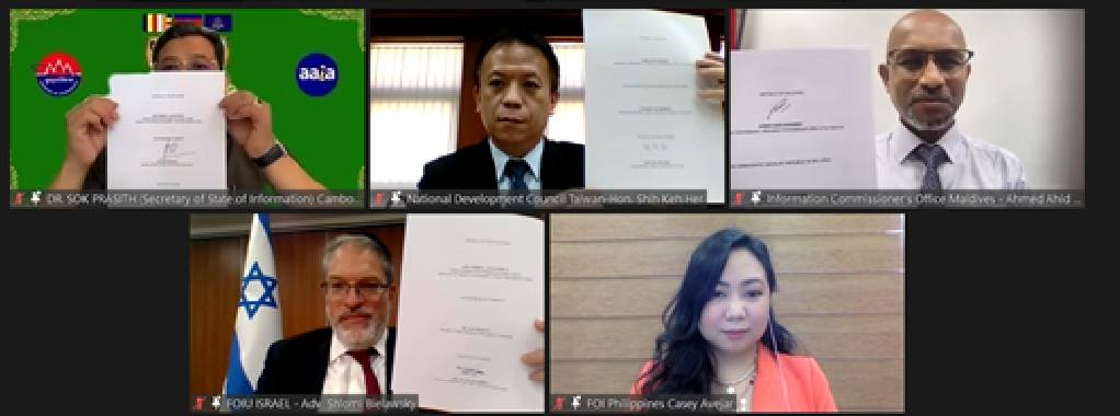 AAIA聯合宣言線上簽署儀式，上排由左至右依序為柬埔寨、我國、馬爾地夫簽署代表；下排由左至右依序為以色列及菲律賓簽署代表。(圖:國家發展委員會)