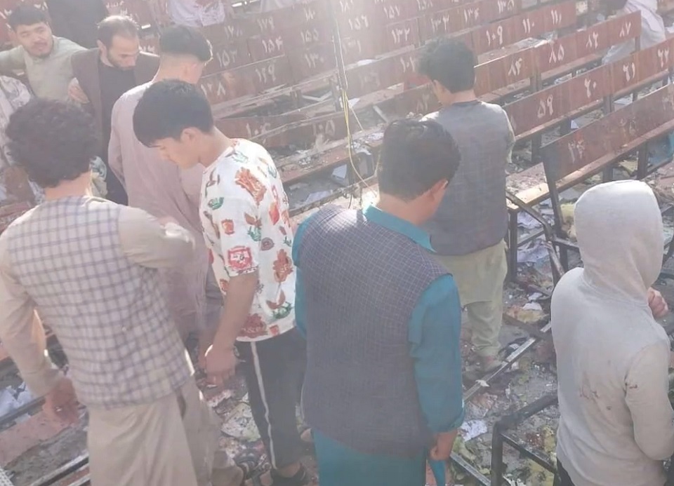 阿富汗首都喀布爾一間補習班遭到自殺攻擊，造成至少19人死亡。(圖擷自YouTube)