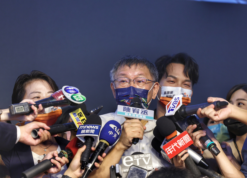 台北市長柯文哲2日受訪表示，與沈慧虹是在去年1月見面，有談及新竹事務。(圖：中央社)