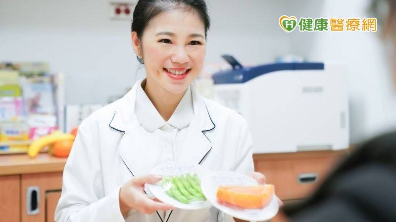 侯沂錚營養師表示，茹素飲食可以強化免疫系統、預防高血壓、發炎及氧化壓力還有降低心血管疾病、併發症的風險。(圖：健康醫療網 提供)