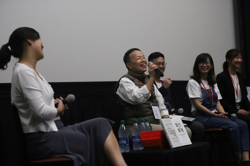 「魔法阿媽」導演王小棣（左2）1日出席第4屆波士頓台灣影展映後座談，與觀眾分享這部動畫的製作點滴。（波士頓台灣影展提供） (圖：中央社)