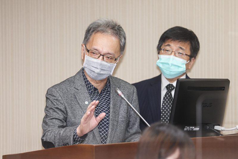 衛福部長薛瑞元(左)。(資料照／中央社)