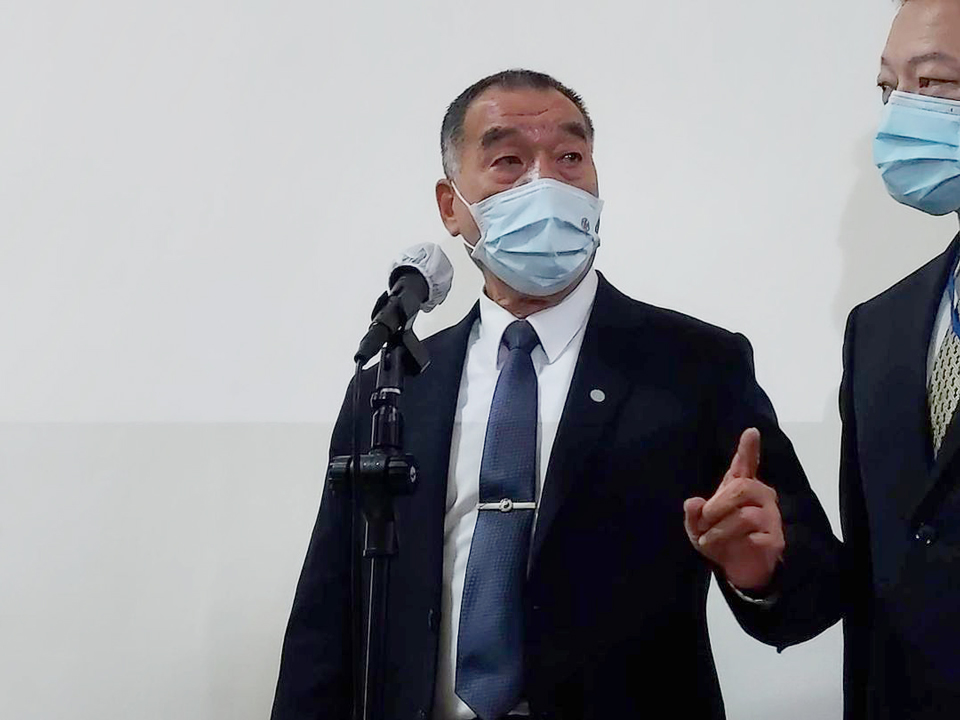 國防部長邱國正宣示，目前絕對不會再買特斯拉。（劉玉秋攝）