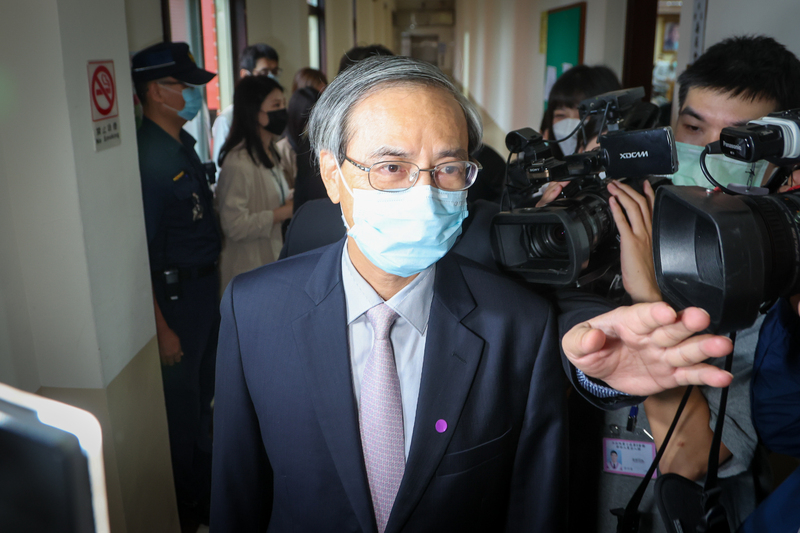 財政部次長阮清華13日在立法院受訪表示，台股基本面穩健，國安基金會視情況，盡量用有限的資源來穩定股市。(圖：中央社)