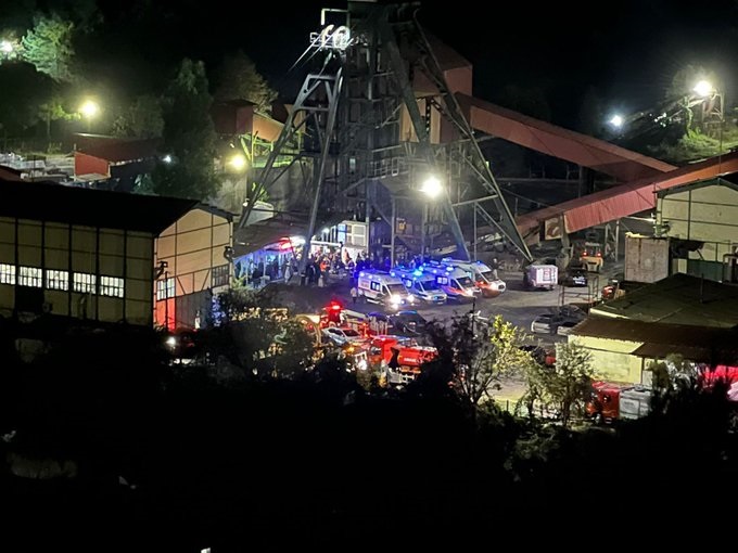 土耳其北部巴爾滕省一座煤礦14日發生爆炸後，死亡人數已增至40人。(圖取自推特)