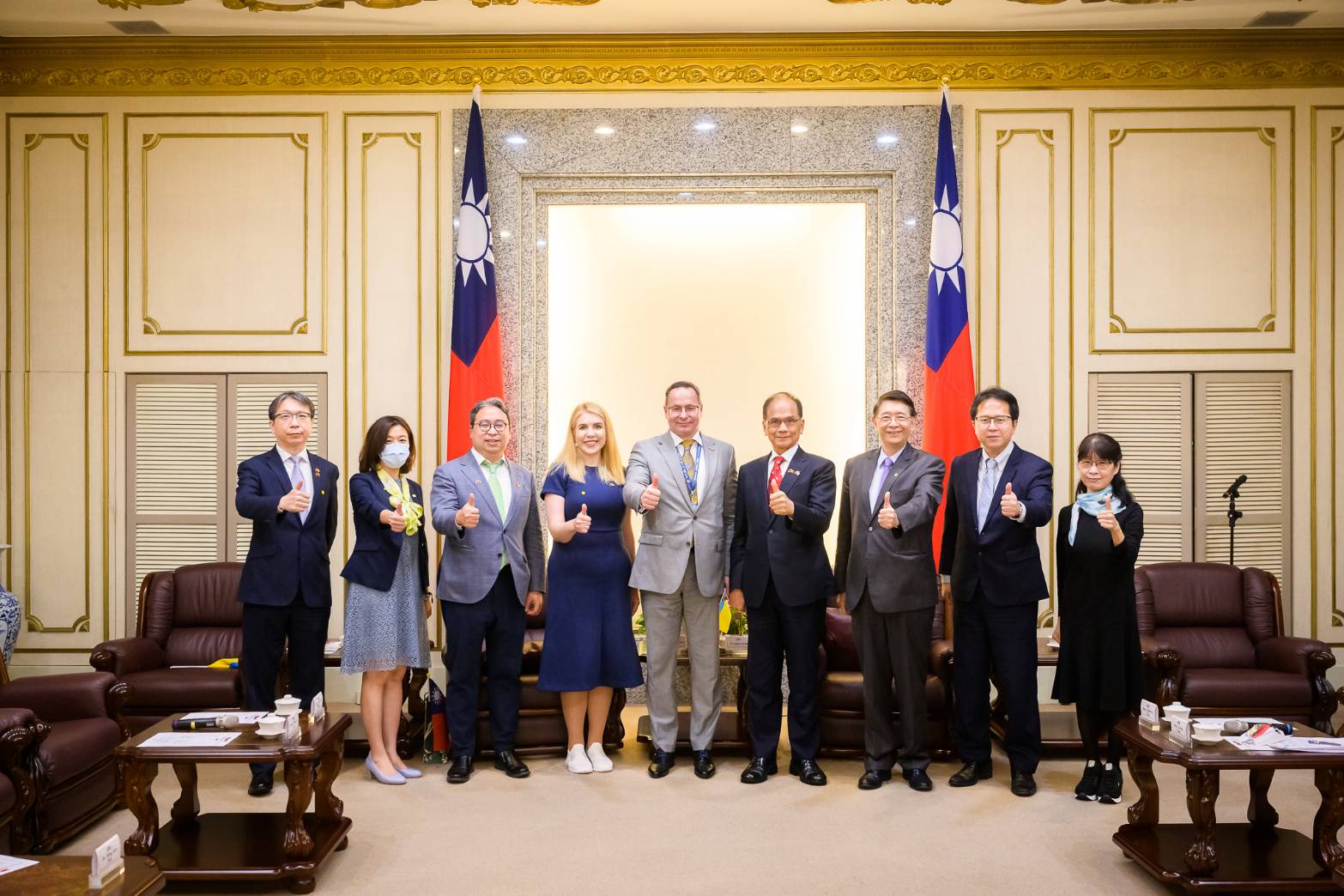 立法院長游錫堃25日接見立陶宛歐洲事務委員會副主席帕季格，及烏克蘭聲音黨主席盧狄克。（立法院提供）