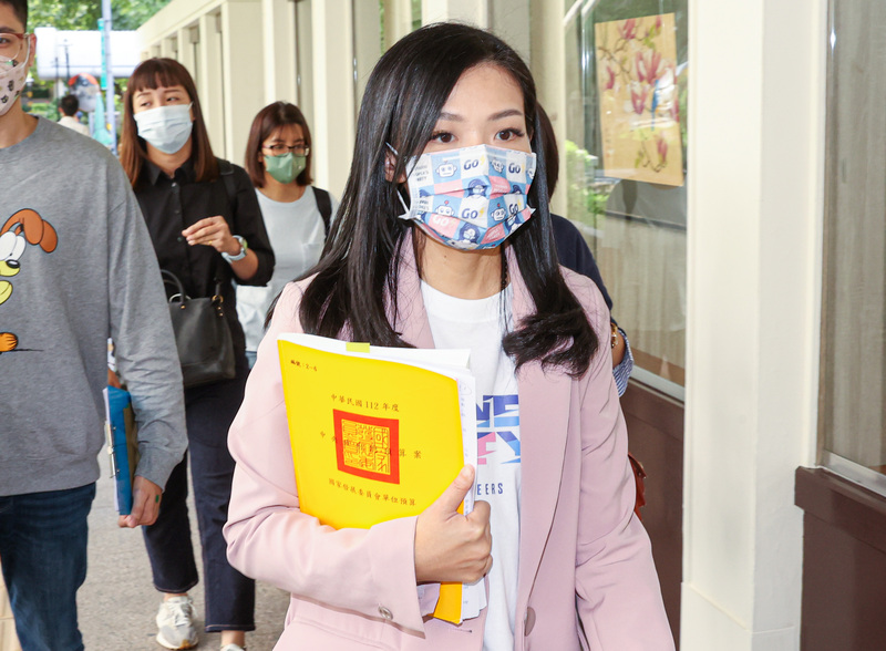 針對民眾黨新竹市長候選人、立委高虹安涉及論文、兼職、侵權等爭議，資策會將提訴訟。(資料照/圖：中央社)