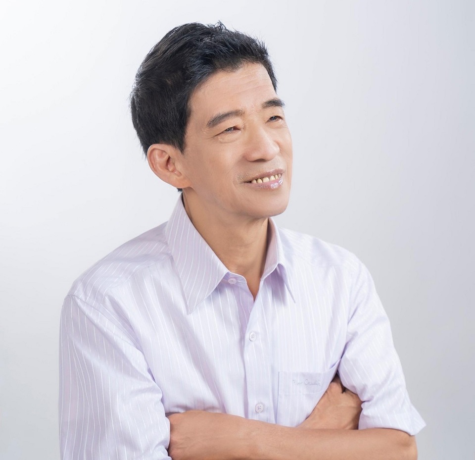 無黨籍嘉義市長候選人黃紹聰2日凌晨過世，嘉義市長選舉依法須公告停止，再重新登記等作業。(圖：黃紹聰臉書)