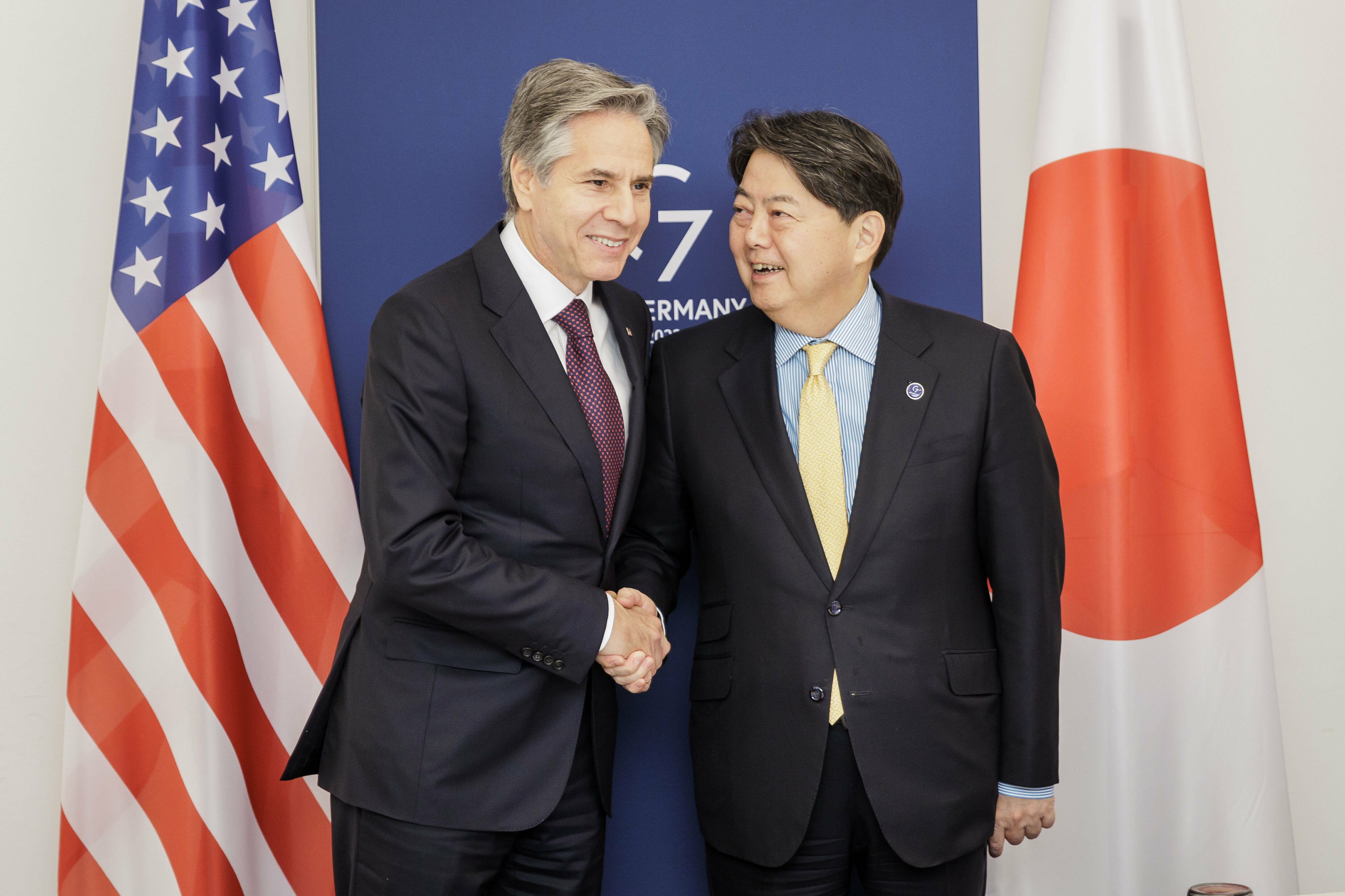 美國國務卿布林肯與日本外相林芳正舉行場邊會。(AFP)