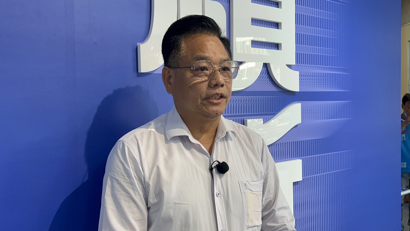 台灣民眾黨新竹市長參選人高虹安遭質疑詐領國會助理費，國民黨新竹市長參選人林耕仁（圖）表示，高虹安應對社會大眾講清楚、說明白。(圖：中央社)