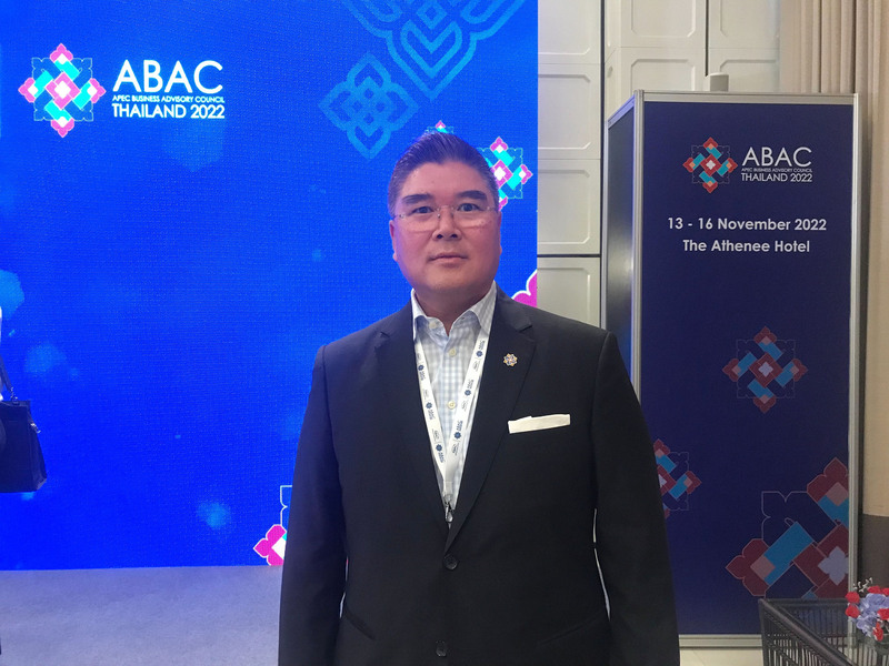 宏碁董事長陳俊聖受邀參加亞太經濟合作會議（APEC）企業領袖高峰會，高峰會執行董事卡勝席（Kasemsit Pathomsak）（圖）16日表示，希望聽到陳俊聖對數位化轉型的看法。 (圖：中央社)
