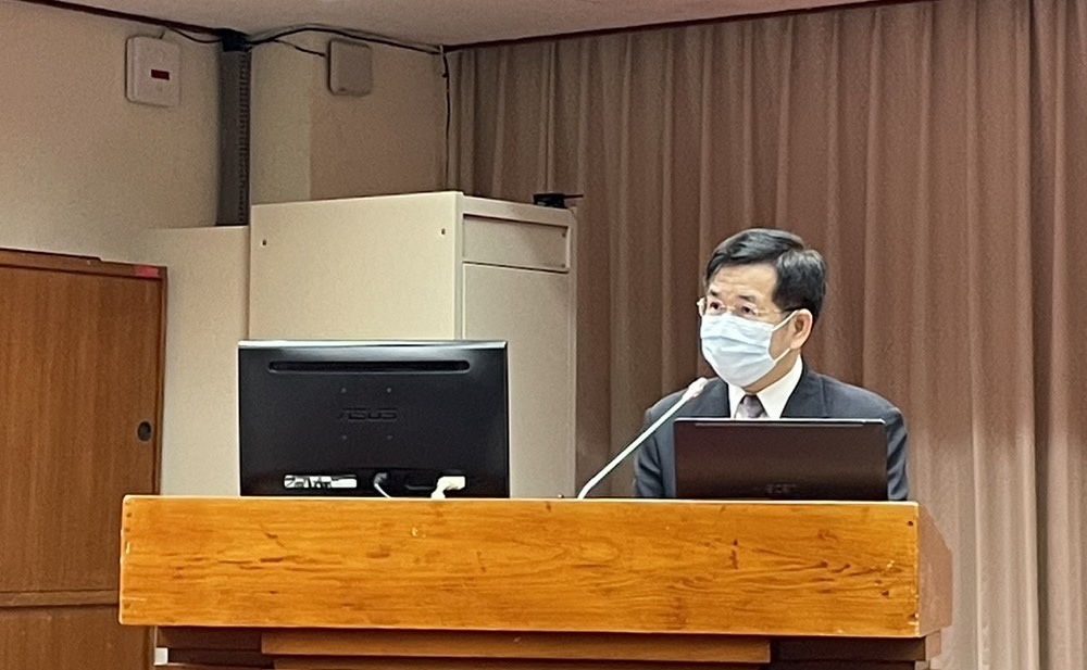 教育部長潘文忠表示，待供貨問題解決後，各校午餐將陸續供應4次石斑魚料理。