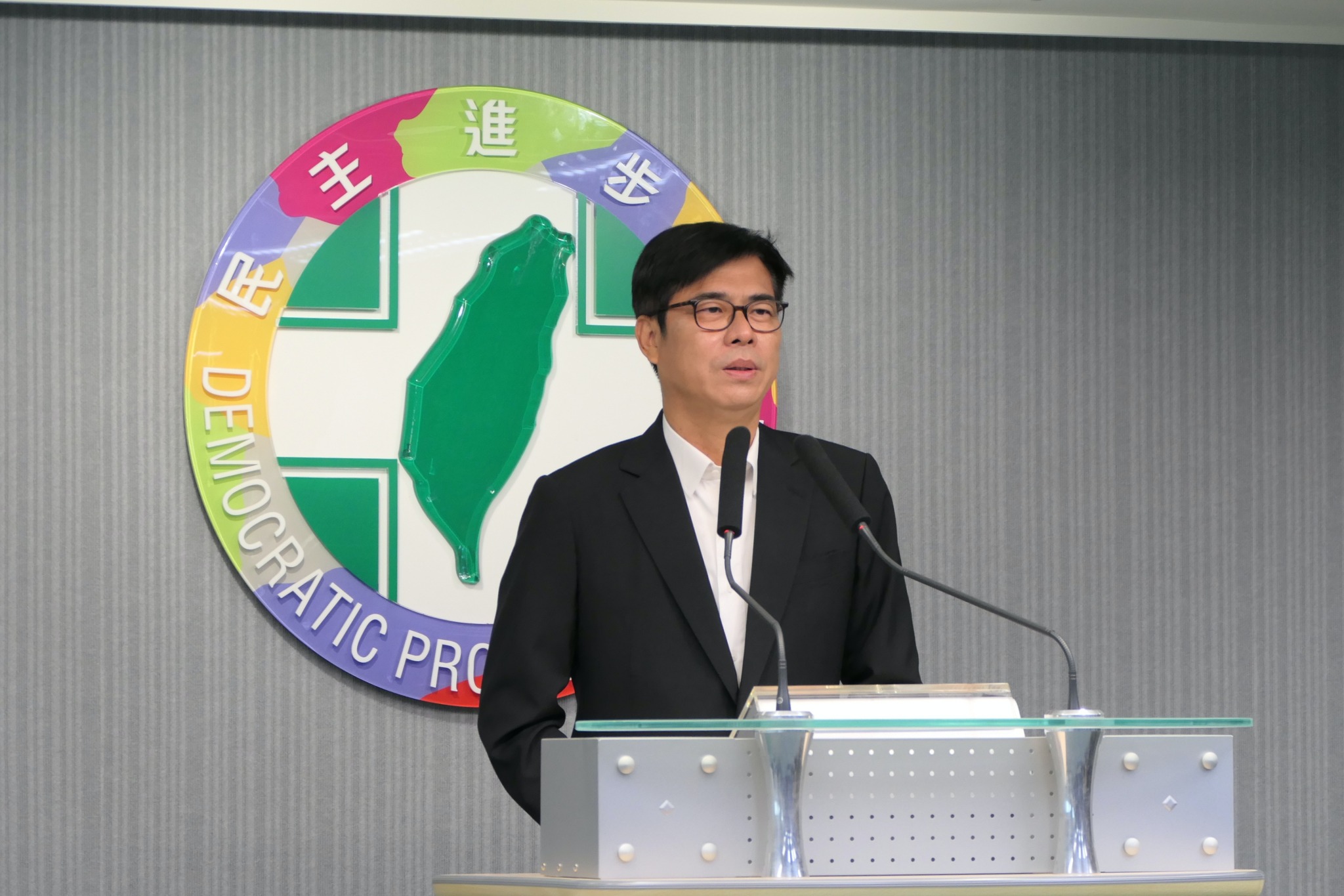 民進黨中常會30日通過推舉高雄市長陳其邁為代理黨主席。（劉玉秋 攝）