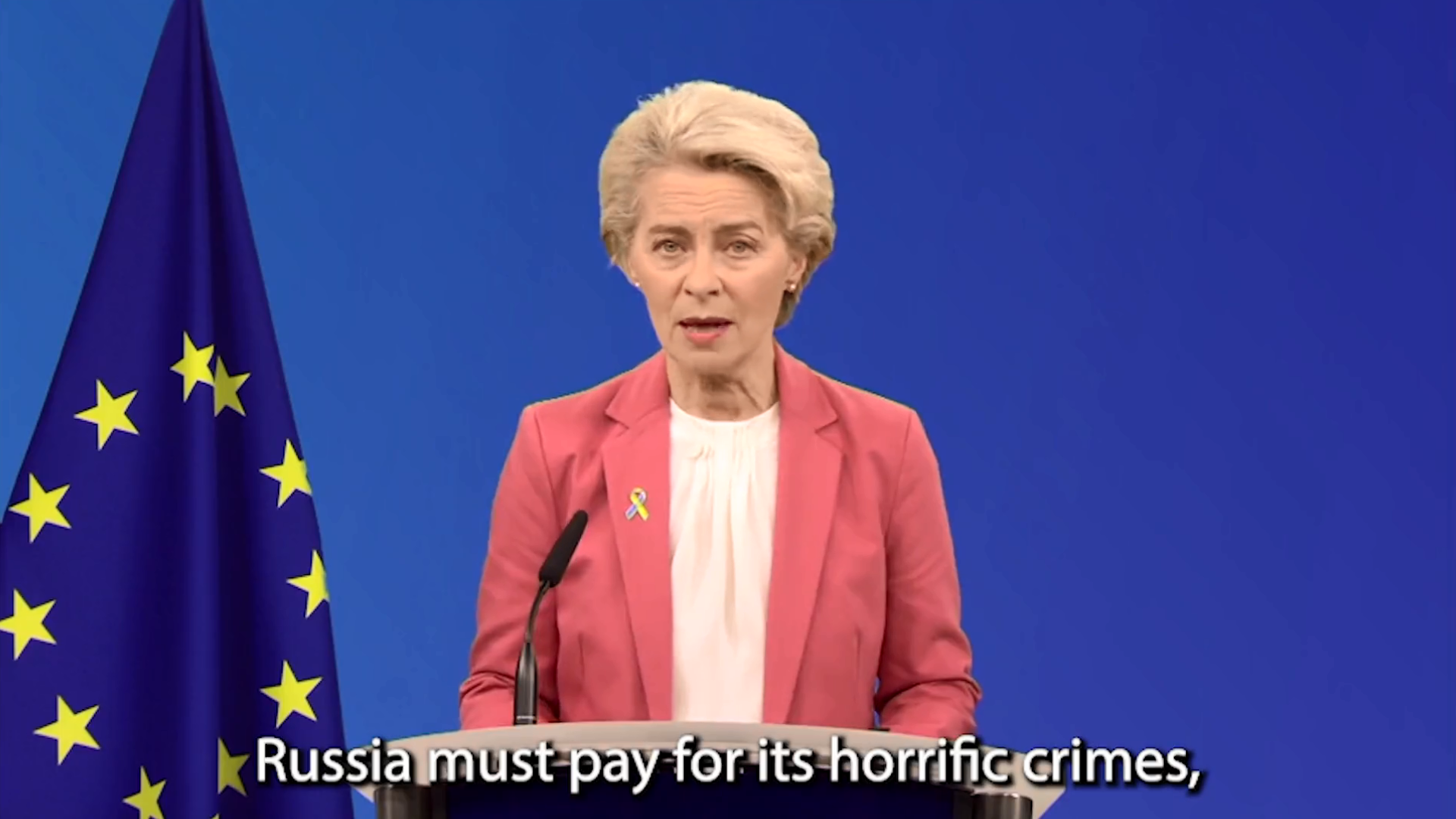 歐洲聯盟執行委員會主席范德賴恩(Ursula von der Leyen)30日提議設立一個「專門法庭」，以就烏克蘭戰爭問題，對俄羅斯高級官員進行審判。(推特@vonderleyen)
