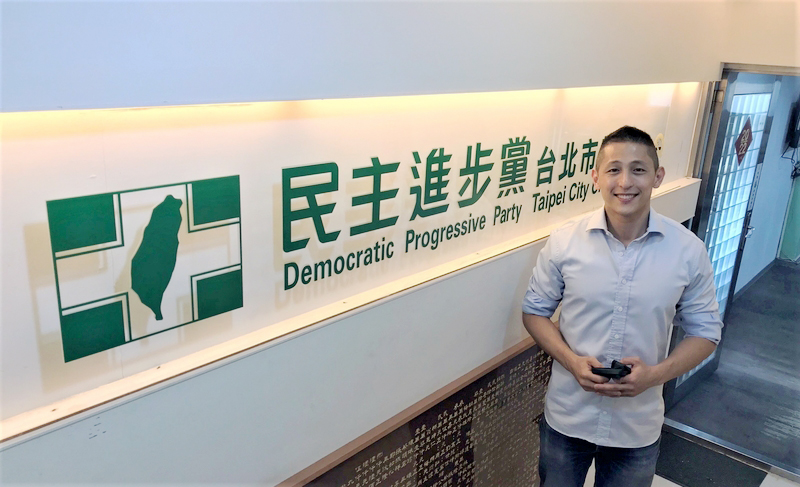 吳怡農表示自己感到責任重大，將盡一切努力爭取選民的支持與肯定。(資料照／中央社)