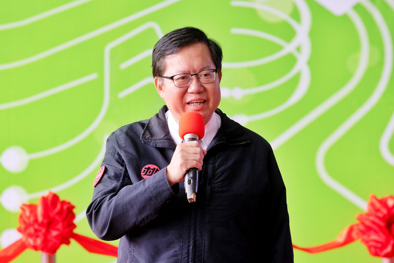 桃園市長鄭文燦的碩士論文被認定涉及抄襲。圖為鄭文燦出席公開活動致詞畫面。(圖：中央社)