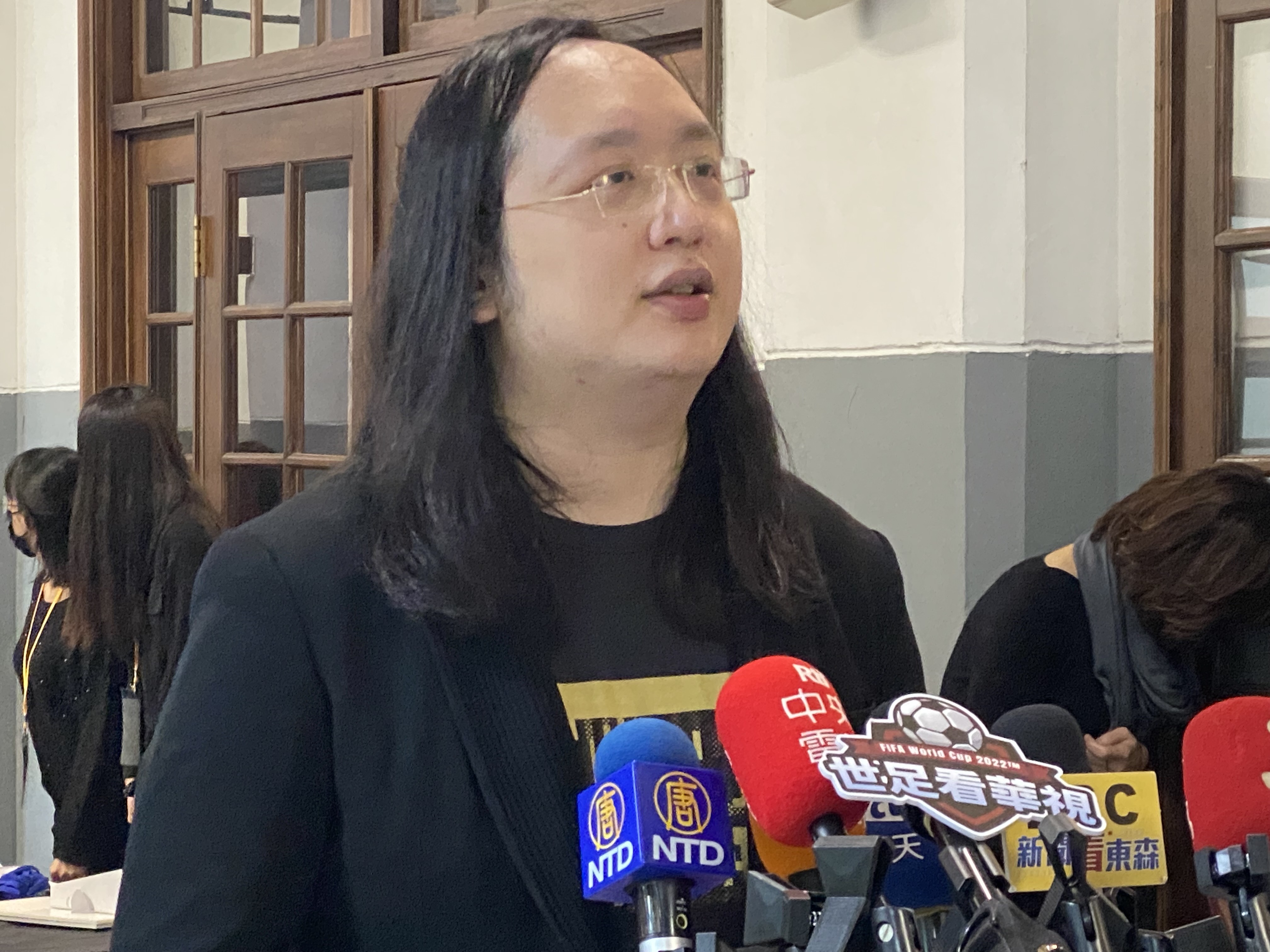 數位部長唐鳳9日出席數位部活動時，回應媒體有關抖音引發的疑慮。(吳琍君攝)