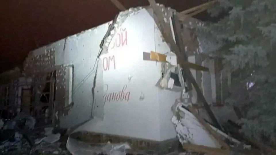 烏軍襲擊了傭兵組織「瓦格納集團」在盧甘斯克州當作指揮部的一間旅館。（Telegram）