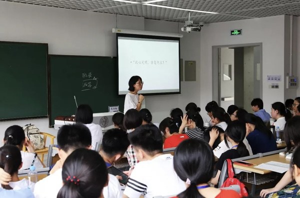 中國天津南開大學哲學院講師吳亞楠。(自由亞洲電台提供)