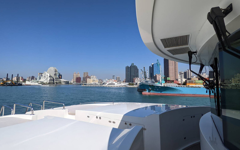 航港局表示，國際郵輪旅客有症狀才須快篩。圖為高雄灣區一景。(資料照片/中央社)