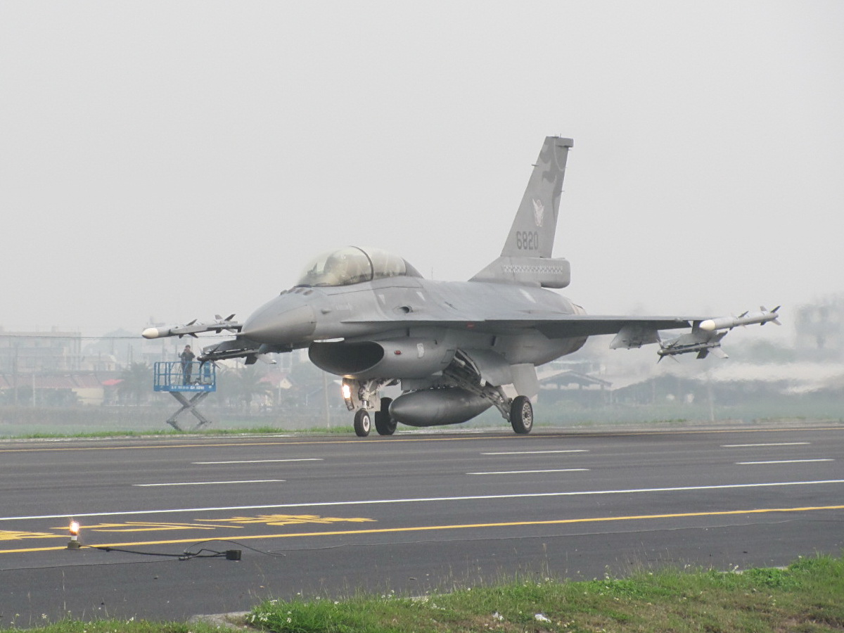 美國軍售台灣66架F-16戰機將在2026年交貨，圖為我國空軍F-16戰機 (央廣檔案/記者王照坤 攝)