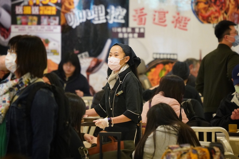 圖為台北車站2樓美食街。(資料照片/中央社)