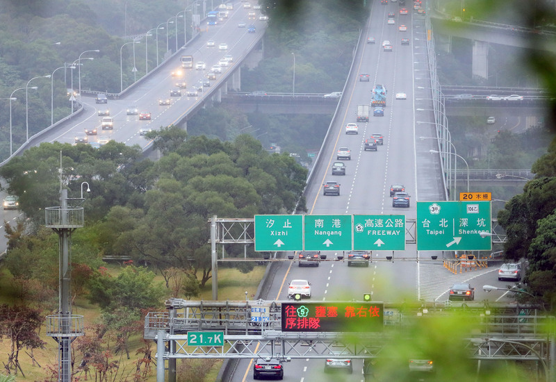 小年夜國道5路段易壅塞 南向宜午後出發 (圖：中央社)