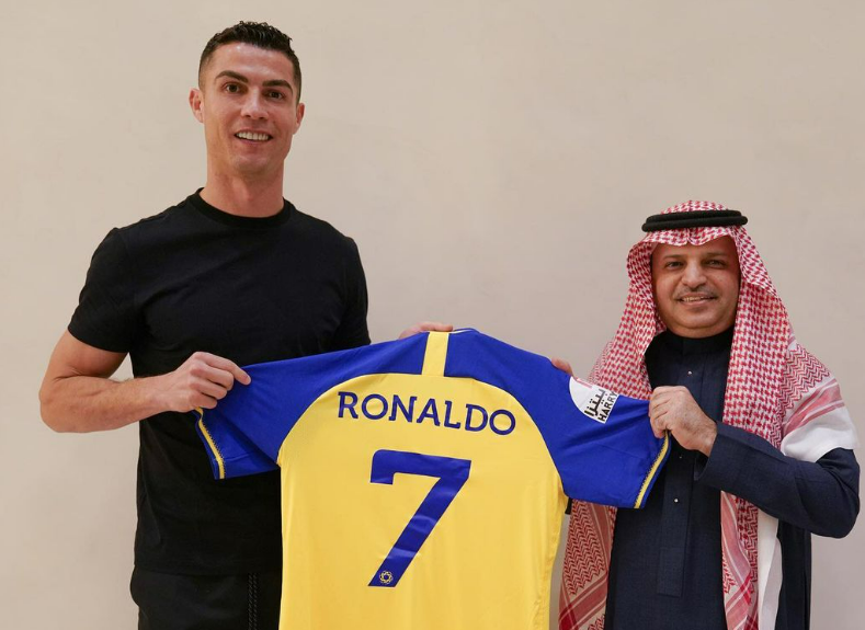 足球巨星羅納度轉投沙烏地艾納斯。(圖：Cristiano Ronaldo IG)