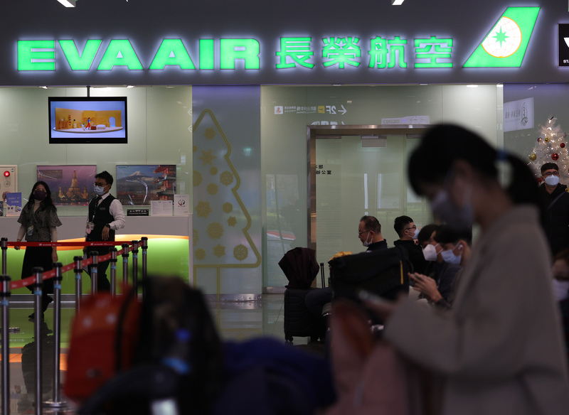 圖為長榮航空櫃檯。示意圖。(資料照片/CNA)