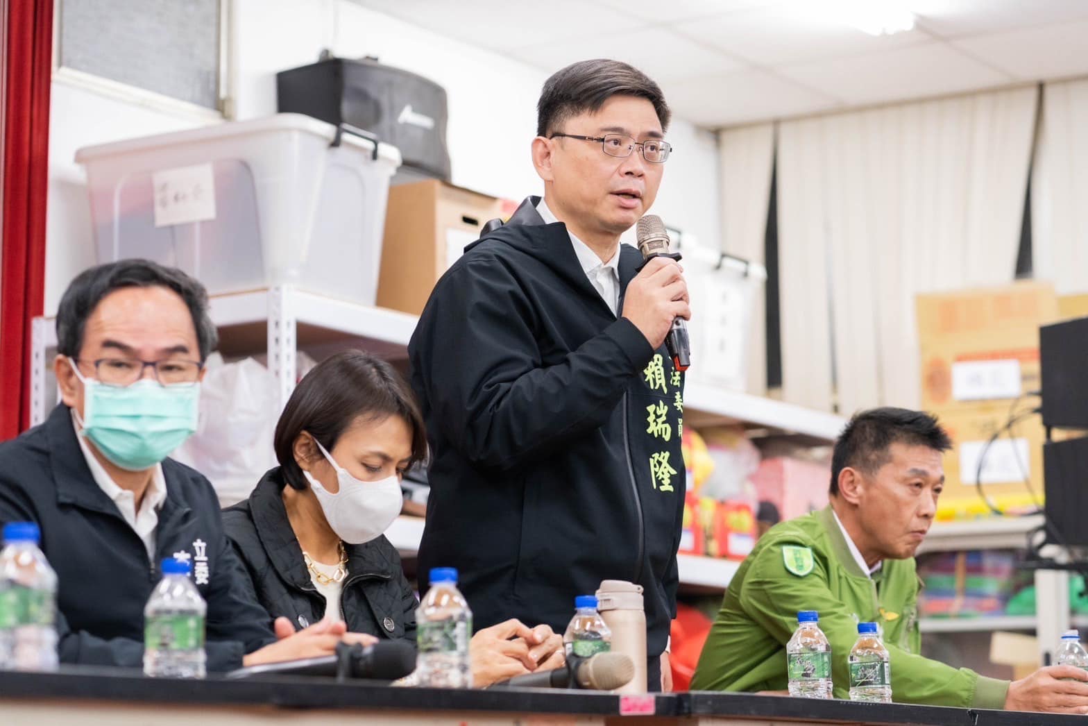 民進黨中評會賴瑞隆主委3日表示，中評會再次提醒，民進黨從政同志應恪遵黨章黨綱及紀律規定，團結改革爭取人民的信任。(資料照/賴瑞隆臉書)