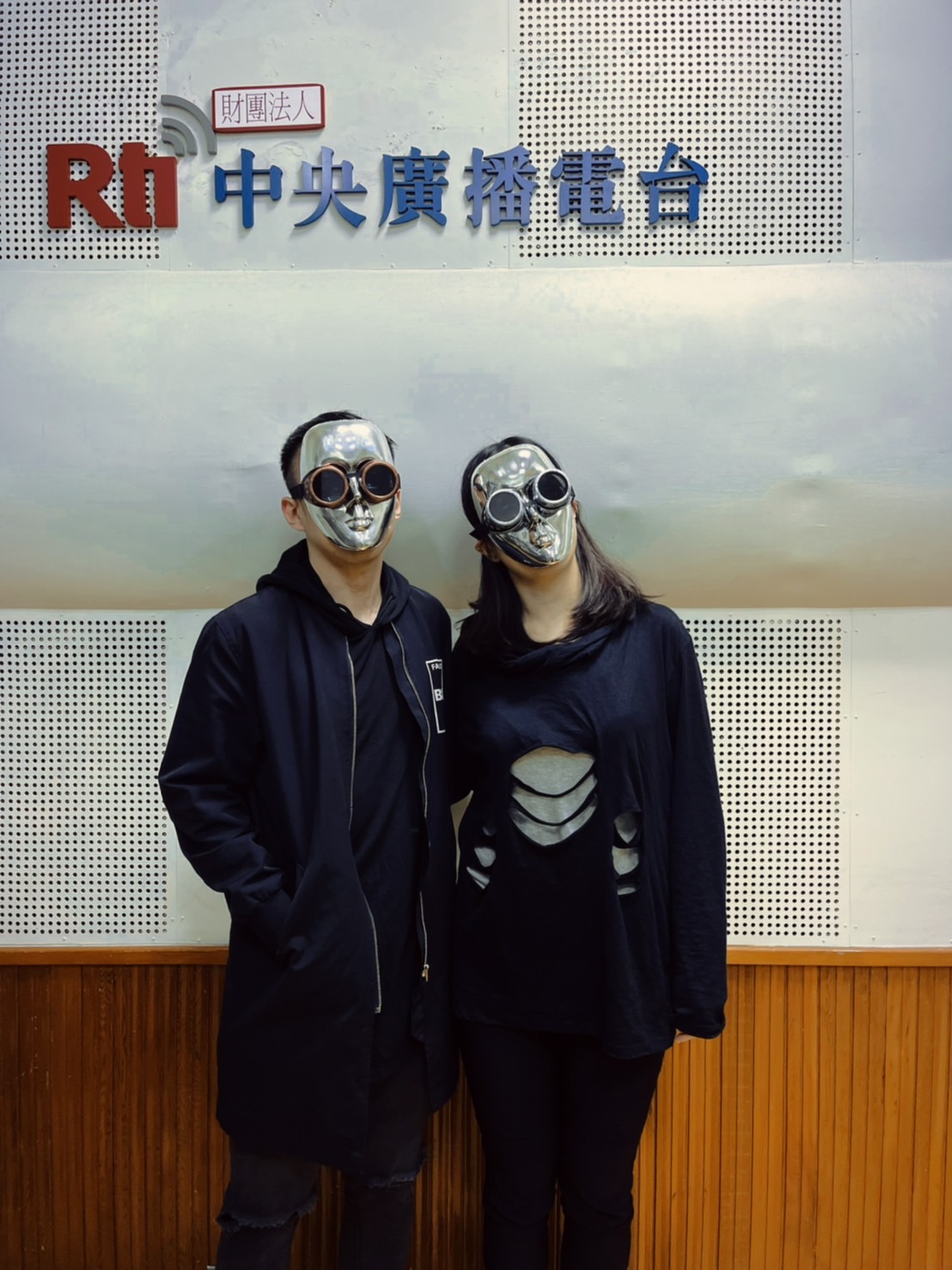 夫妻檔創作組合「Jondoe」  發行首張創作專輯「迷子」(Maigo)