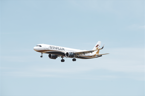 星宇航空公司2日由東京飛往台北的一架班機起飛前接獲恐嚇電話，航空公司疏散乘客後，千葉縣警方搜查並未發現有可疑物體。圖為星宇航空飛機，非案發班機。(星宇航空提供)