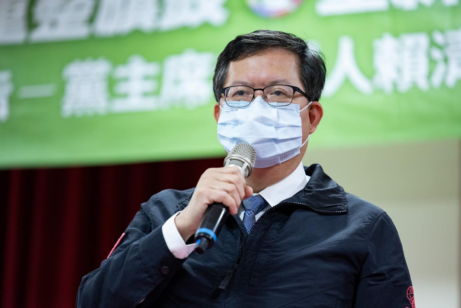 外傳將接任行政院副閣揆的前桃園市長鄭文燦表示，相信蔡英文總統對未來的人事布局會充分考慮。(圖：鄭文燦臉書)