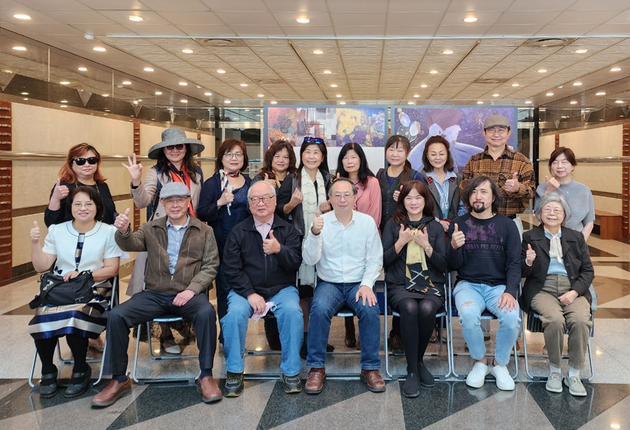 新北市新莊藝術文化中心邀請日本形象派台灣支部的會員展出作品。(圖:新莊文化藝術中心臉書)
