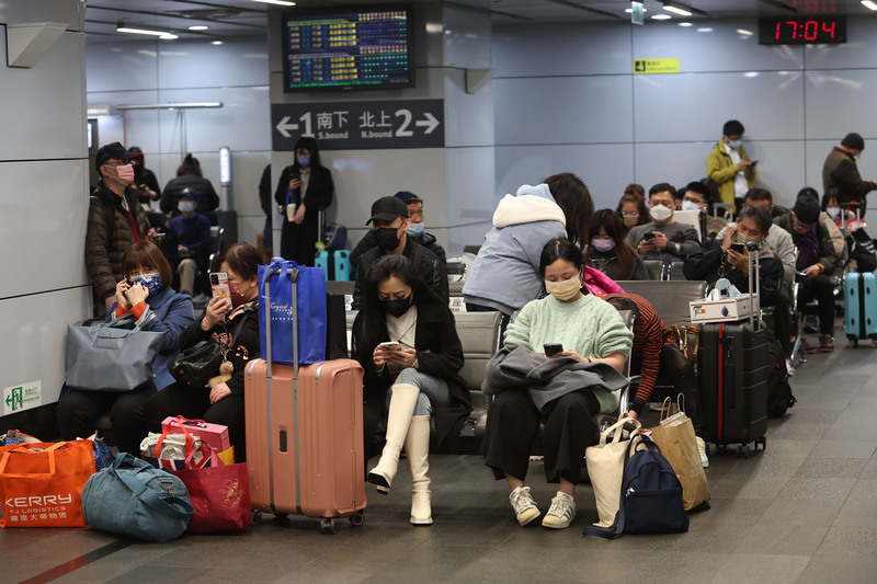 台灣高鐵5日下午因號誌系統異常，導致列車延誤，初步研判是因電力系統跳電。(資料照/中央社)