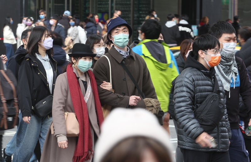 中央氣象局表示，27日初六將有另一波寒流漸南下，白天台中以北及東北部高溫僅12、13度左右。(資料照片/中央社)