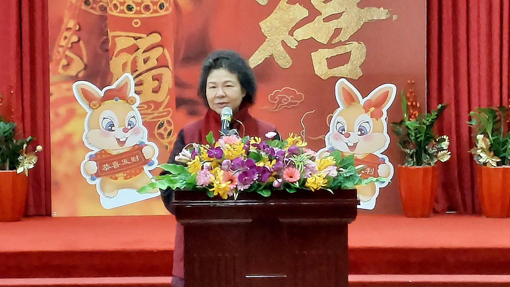 陳建仁將率新內閣上任，監察院長陳菊30日受訪時，表示對新內閣有很高的祝福與期許。(歐陽夢萍  攝)