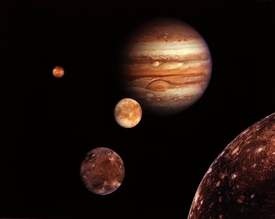 木星的已知衛星總數達92顆，為太陽系擁有最多衛星的行星。(圖：Pixabay)