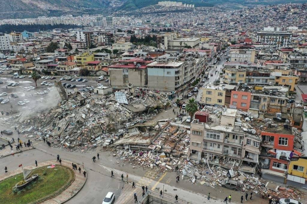 強震侵襲土耳其，圖為東南部哈泰省（Hatay）首府安塔基亞（Antakya）災區現場。（裘振宇提供）