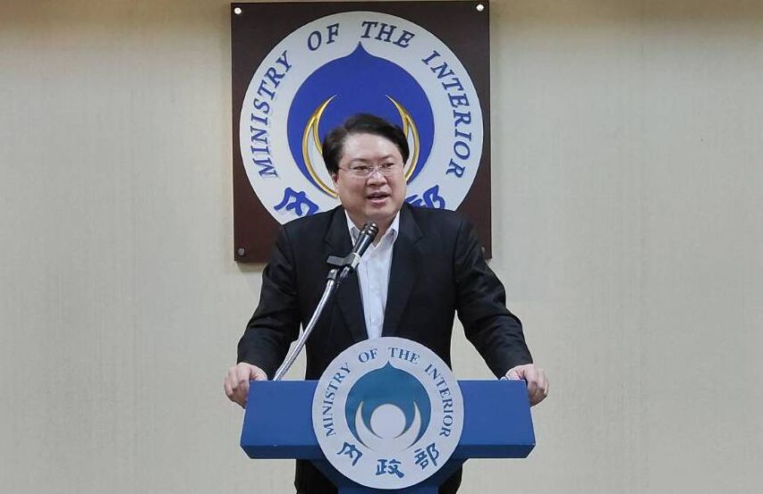 內政部長林右昌18日再次澄清，強調他的說法有前、有後，希望不要掐頭去尾、添油加醋。(資料照/王韋婷 攝)