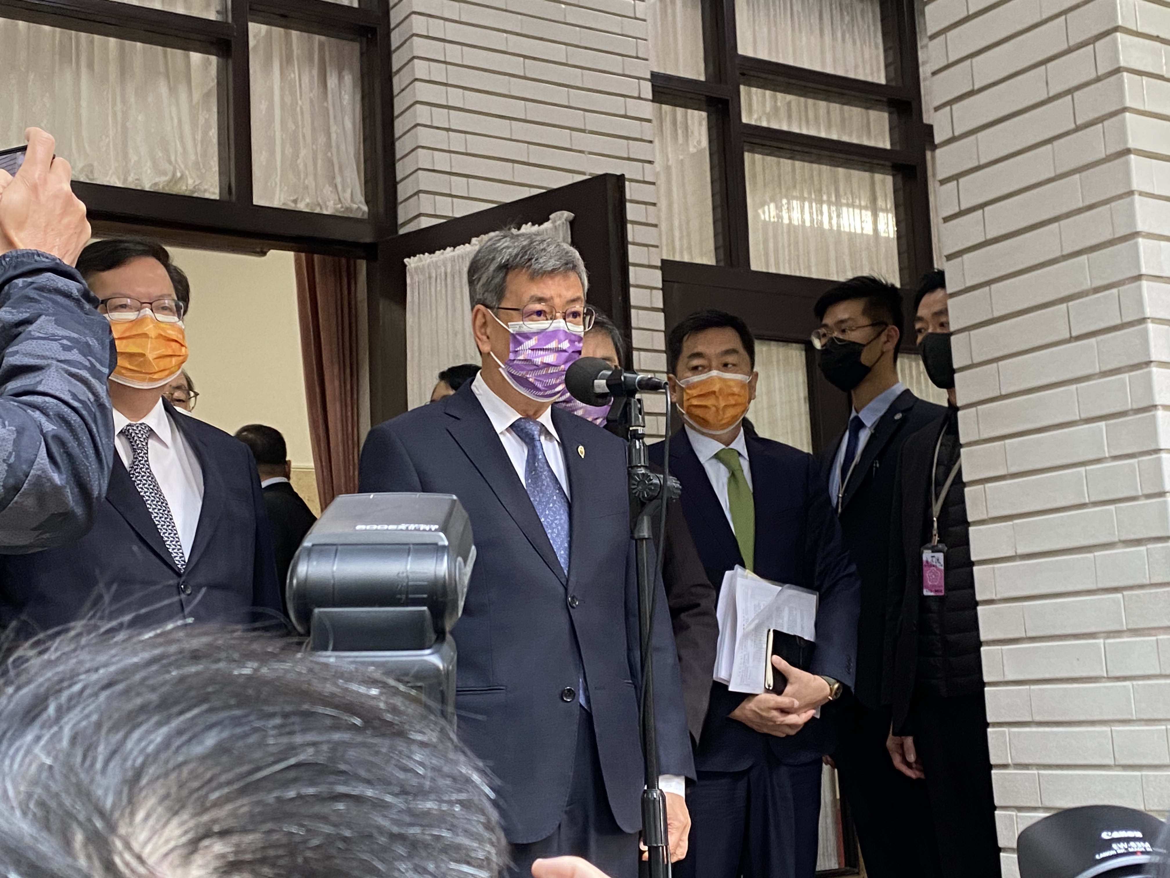 行政院長陳建仁17日首度赴立法院進行施政報告並備質詢。(林詠青 攝)