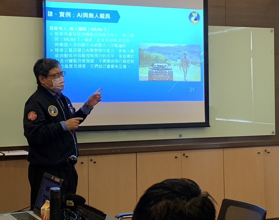 國防院學者舒孝煌指出，隨著技術發展，中國高空偵察汽球所處平流層的戰略地位也日趨重要。(圖：舒孝煌臉書)