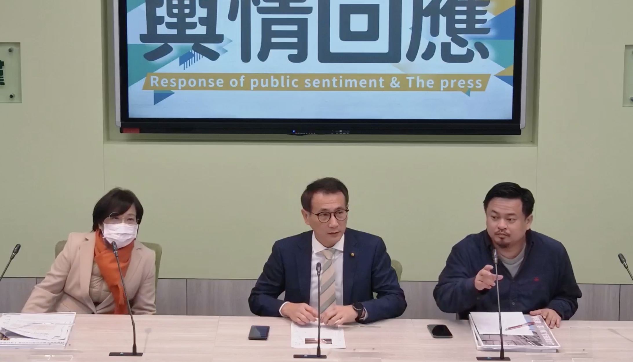 民進黨立法院黨團22日指出，將請衛福部等相關部會，就短期的專案進口雞蛋盡快縮短時程。(林詠青 攝)