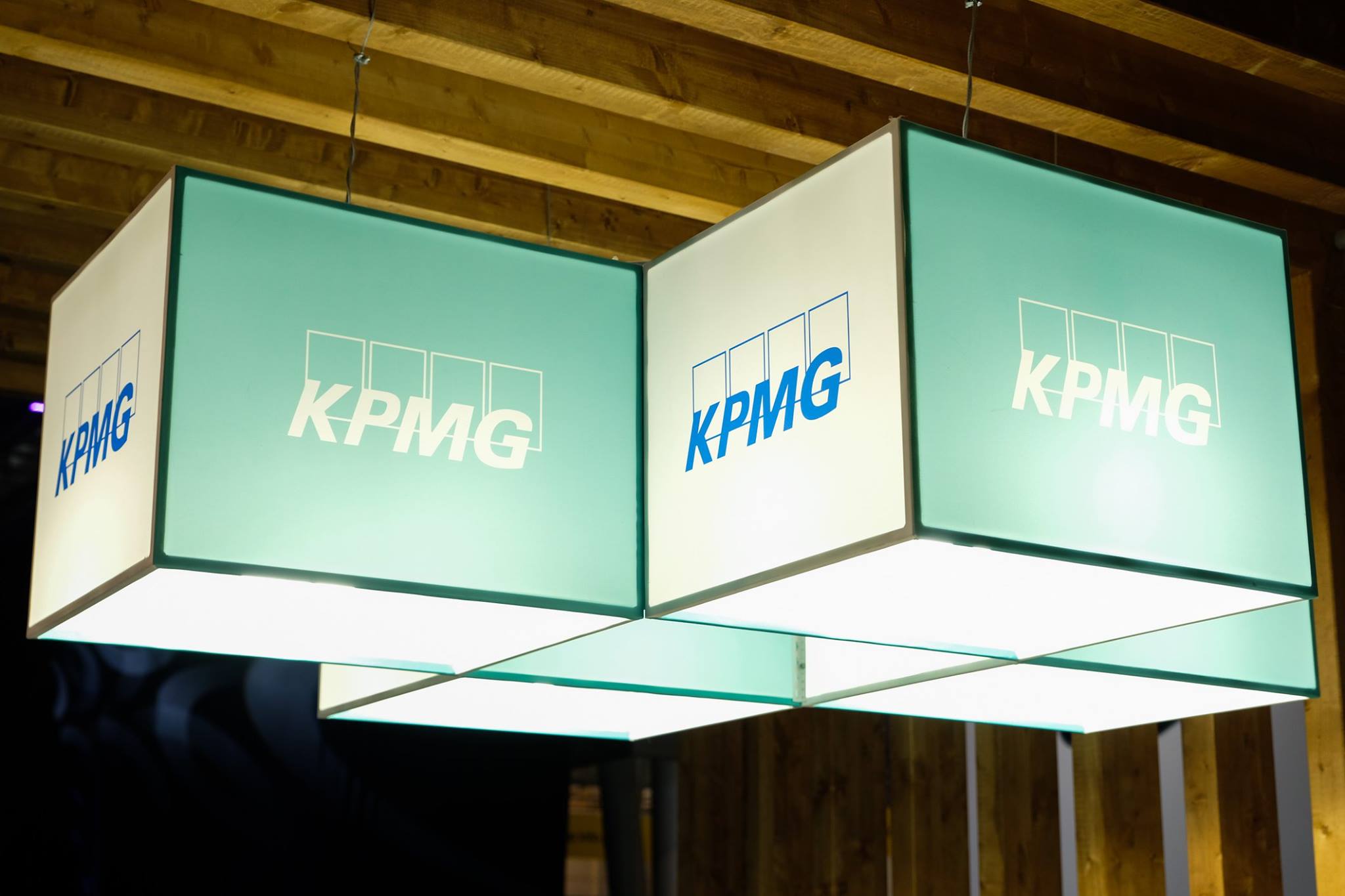 彭博：中國政府要求國企停用全球四大會計師事務所-新聞-Rti 中央廣播電臺