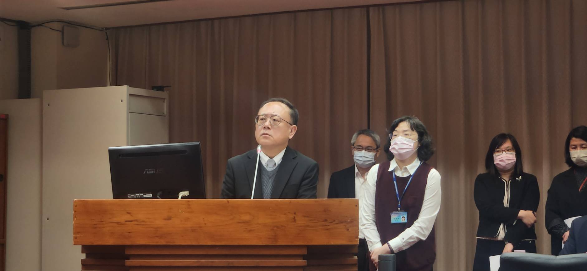 針對立委關注中正紀念堂轉型進度，史哲坦言，民進黨執政七年，中正紀念堂轉型完成度確實「不盡如人意」，但無形準備工作與心態準備上，有蠻大進展幅度。(江昭倫 攝)