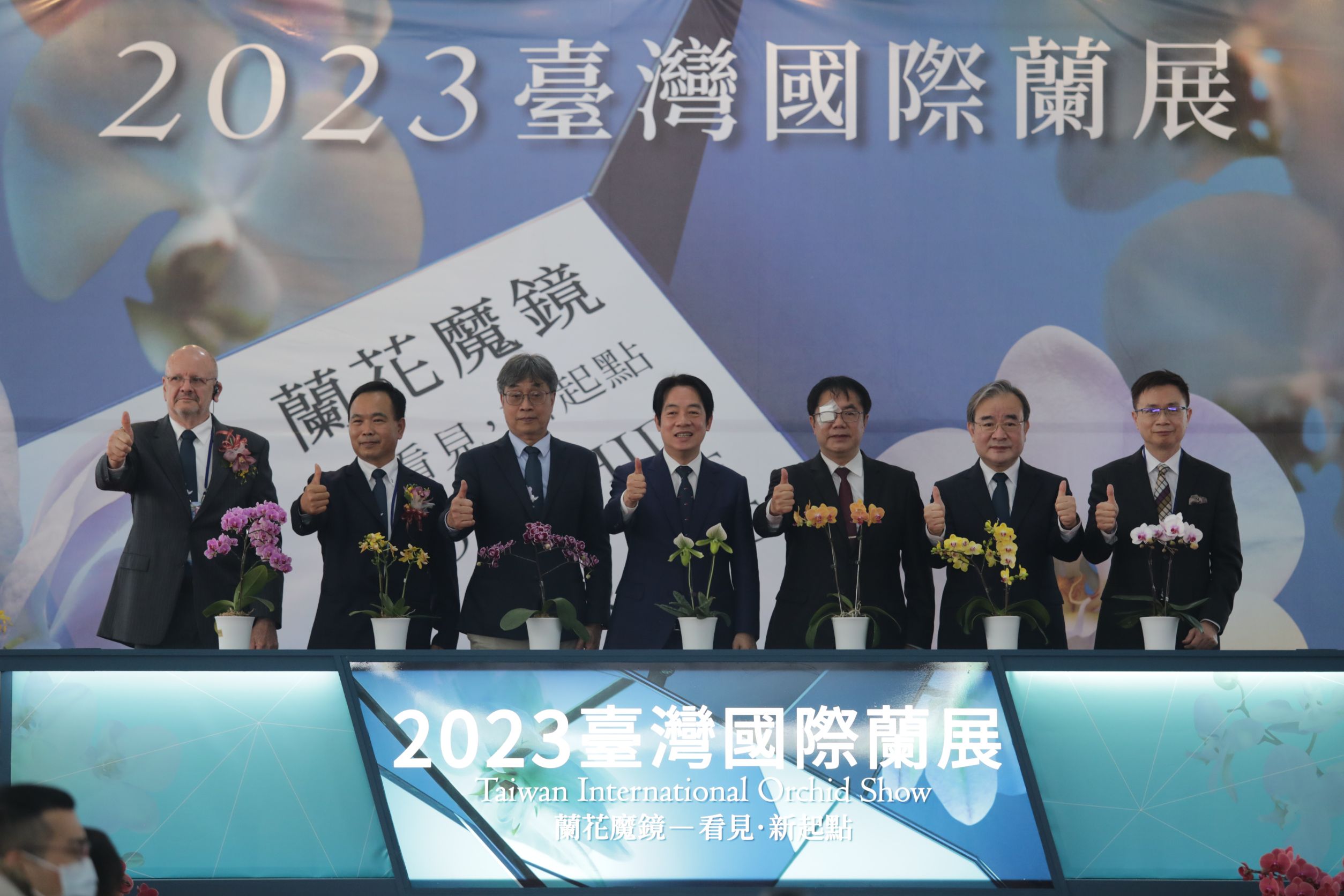 副總統賴清德(中)3日出席台灣國際蘭展開幕式。(圖:台南市政府)