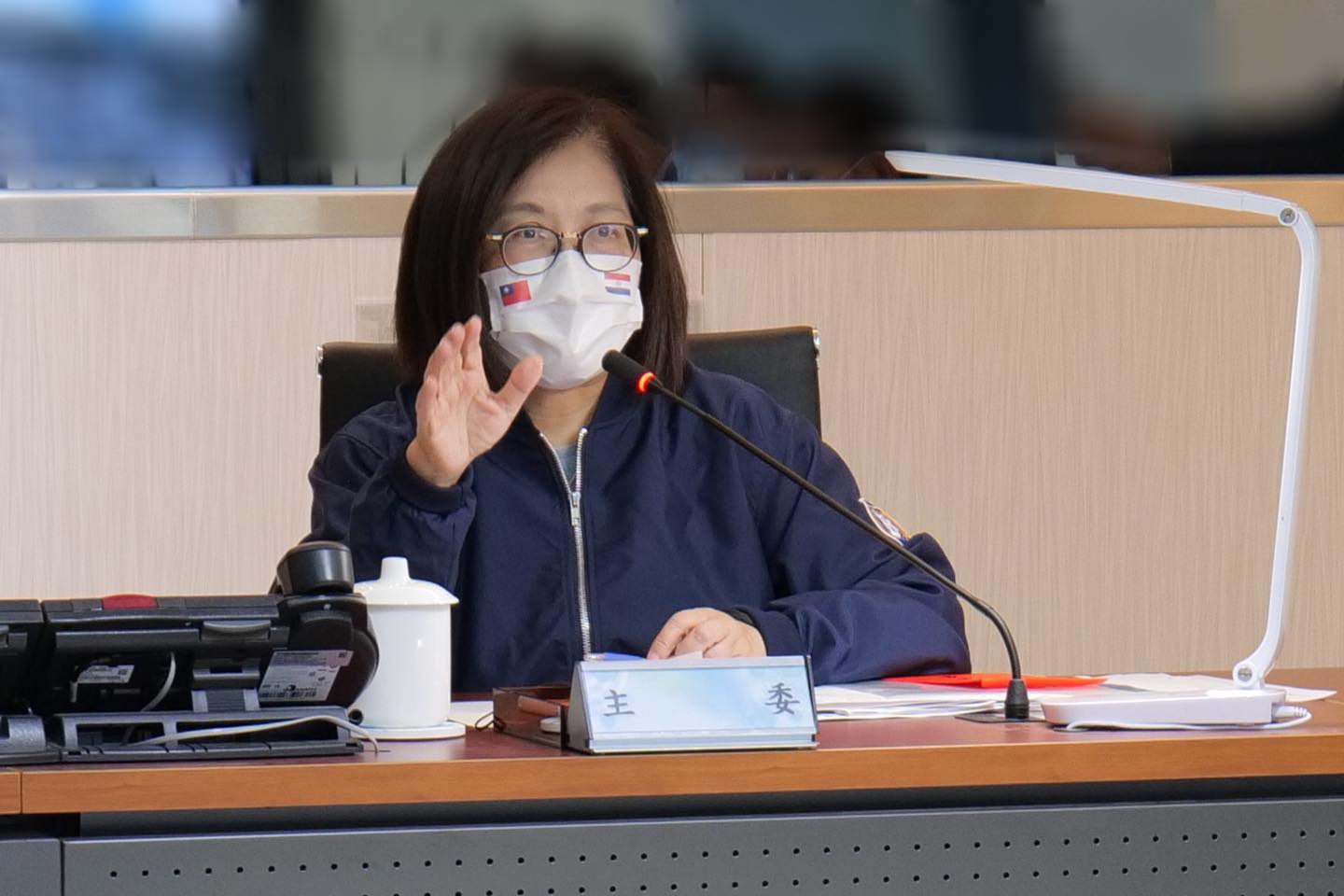 海委會主委管碧玲表示，遠洋救援依賴國際救援體系聯合搜救，海巡目前已出動台南艦、偉星艦搜索。(圖：管碧玲臉書)