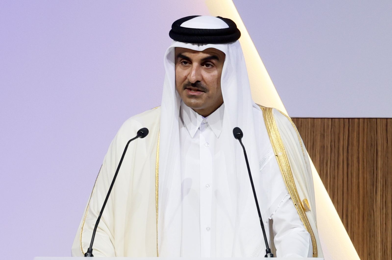 卡達國王塔米姆5日呼籲聯合國安理會迫使以色列重返談判桌，以結束加薩戰爭。(AFP)