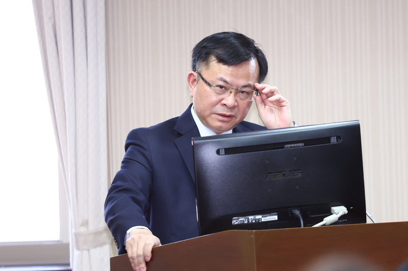 台北地檢署為釐清鏡電視執照申設是否涉及外力介入，日前將NCC主委陳耀祥(圖)列為他字案瀆職罪被告，不排除傳喚出庭說明。(圖：中央社)