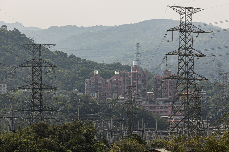 6月1日起循例實施夏月電價，台電表示，全年平均電價不變。 (圖：中央社)